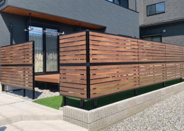 目隠しフェンス 写真