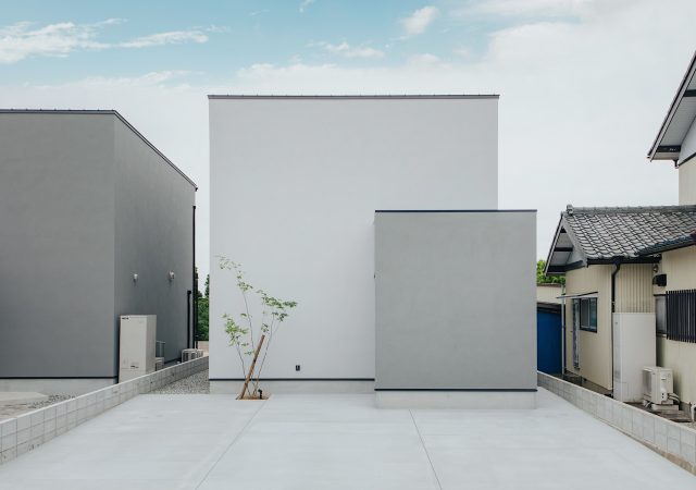 ハッとするLess is moreな美ファサード